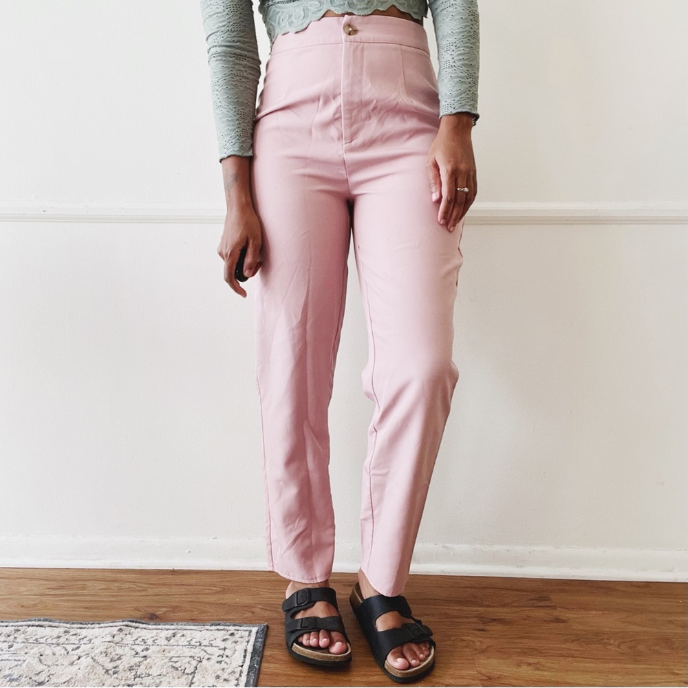 missguided pastel pink pleated trousers